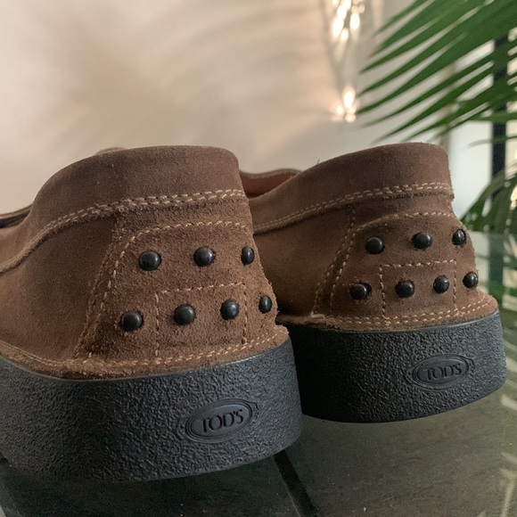 TODS Soft SUEDE PENNY LOAFERS - Picture 4 of 9